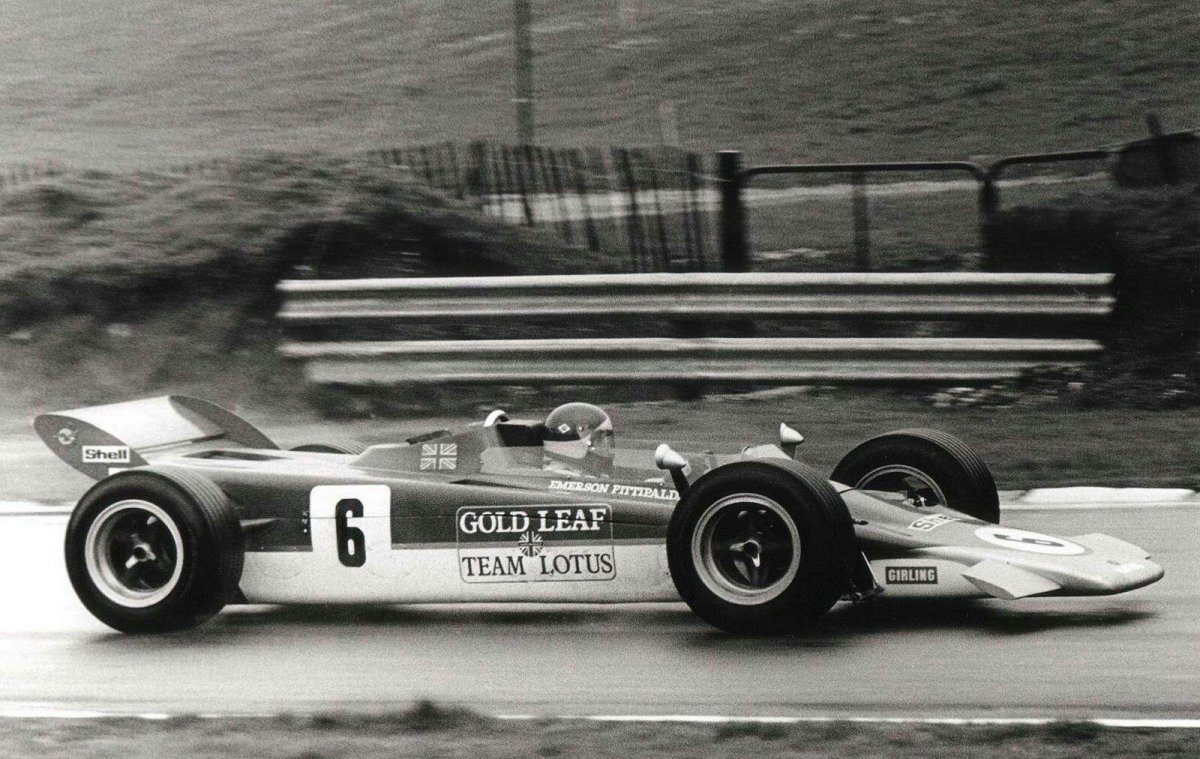 Эмерсон Фиттипальди Lotus 56