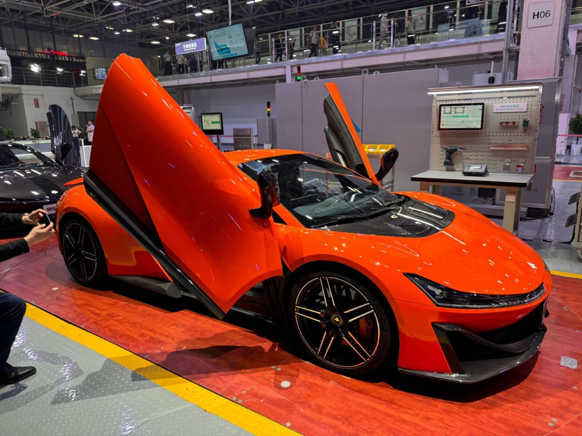 Китайский спорткар электрический