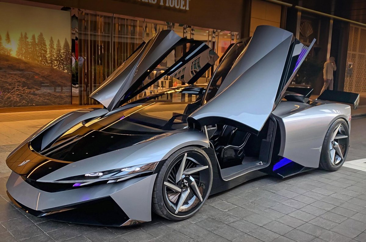 Farnova Othello гиперкар