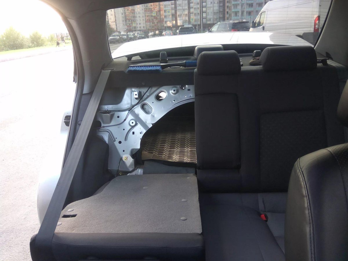 Задняя спинка Ниссан Альмера Классик