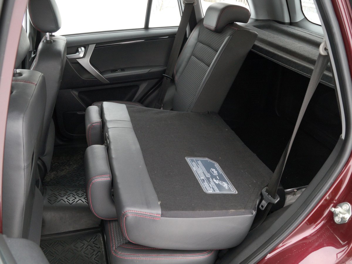 Задний ряд сидений чери Тигго т 11