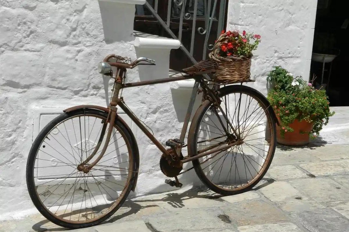 Старенький велосипед