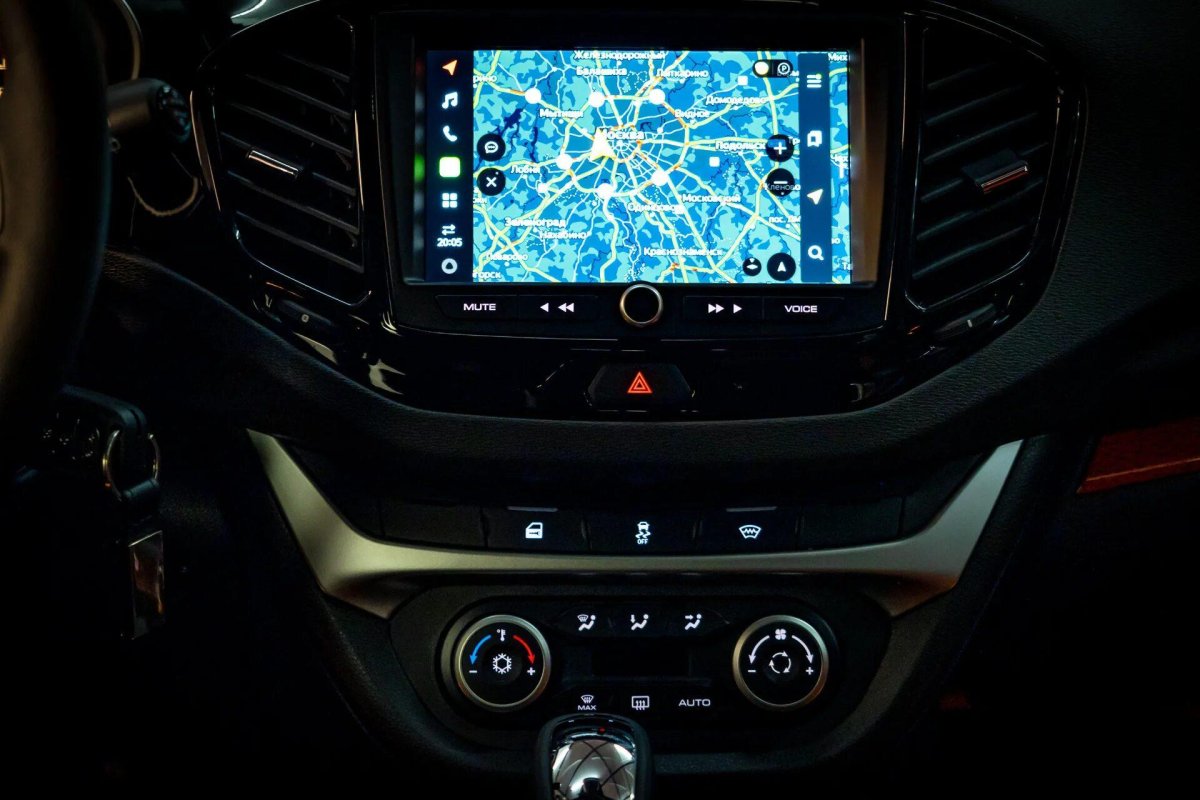 Мультимедиа энджой про Лада Веста