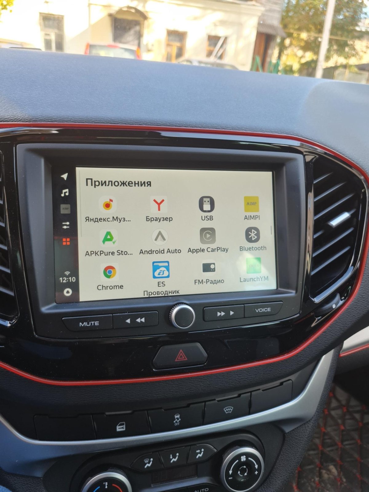 Мультимедиа Лада Веста enjoy