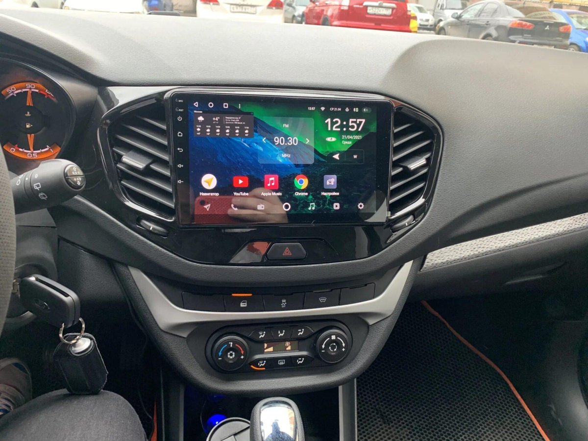 Мультимедиа Лада Веста