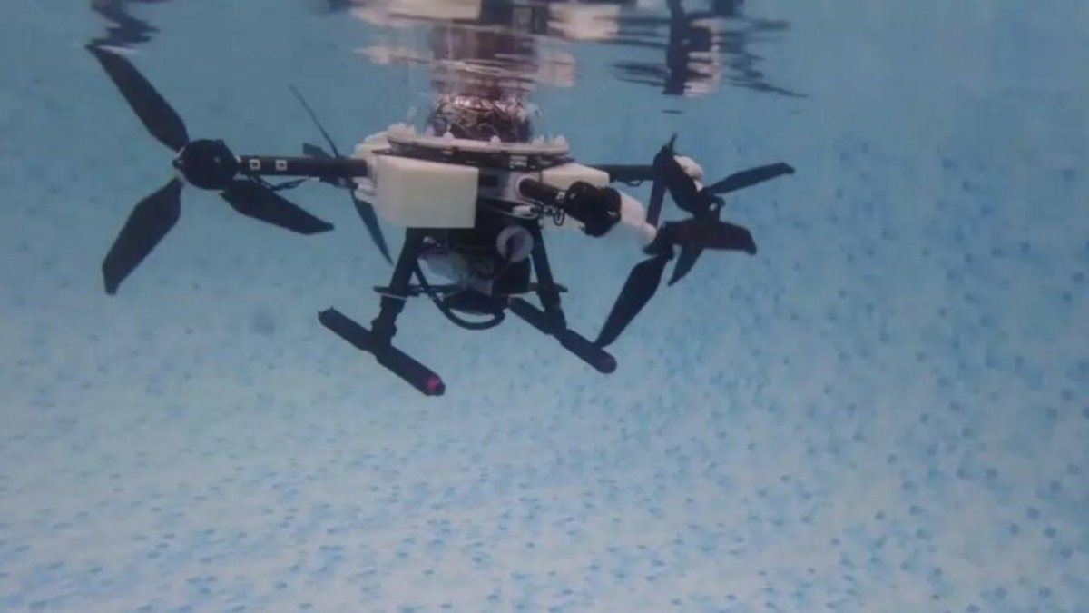 Подводный дрон