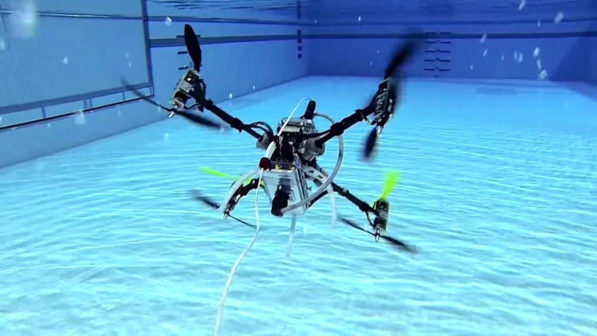 Подводный дрон