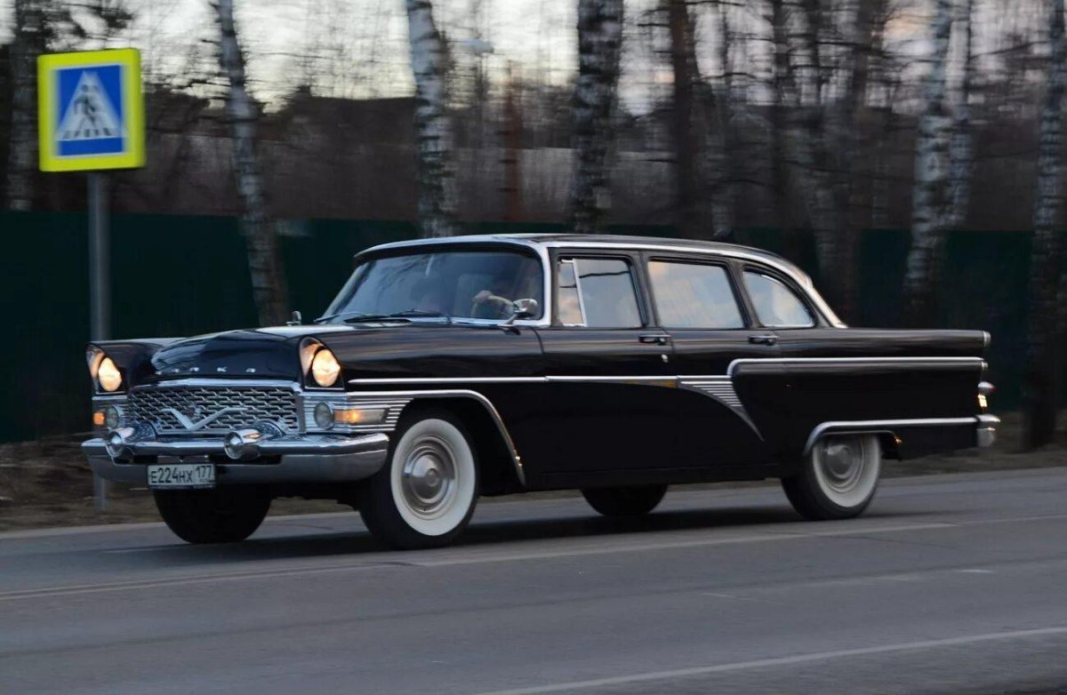 «Чайка» ГАЗ-13 (1959-1981)