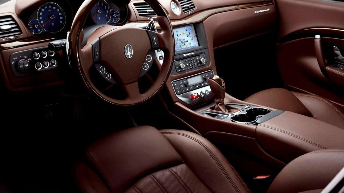 Maserati Quattroporte 2017 салон