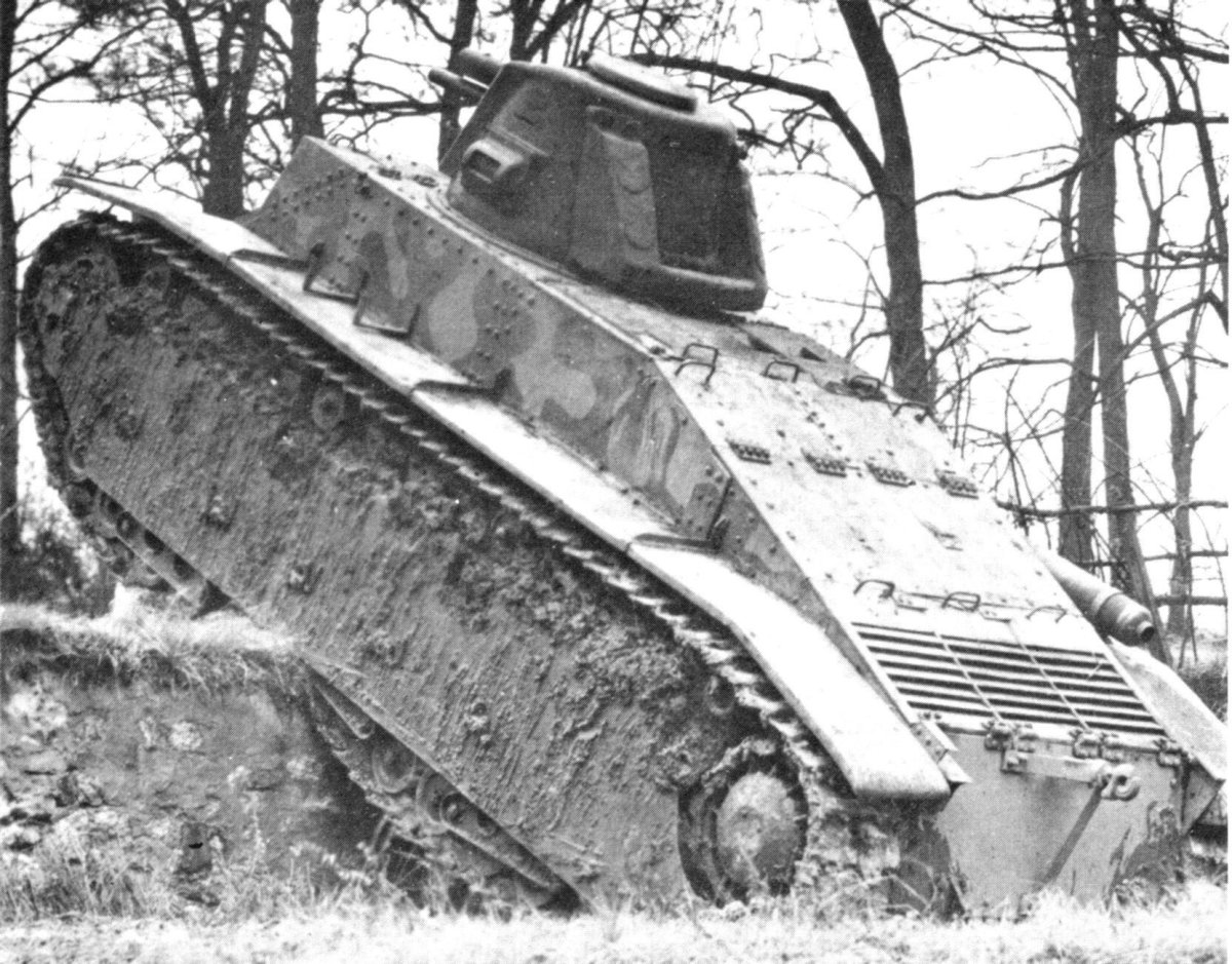 Танк Рено d2