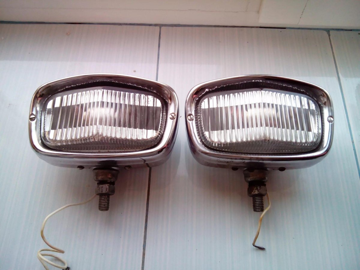 Противотуманки ВАЗ 2106 передние