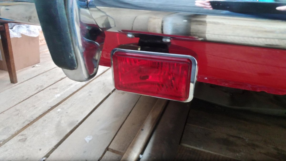 Задний ПТФ ВАЗ 2106