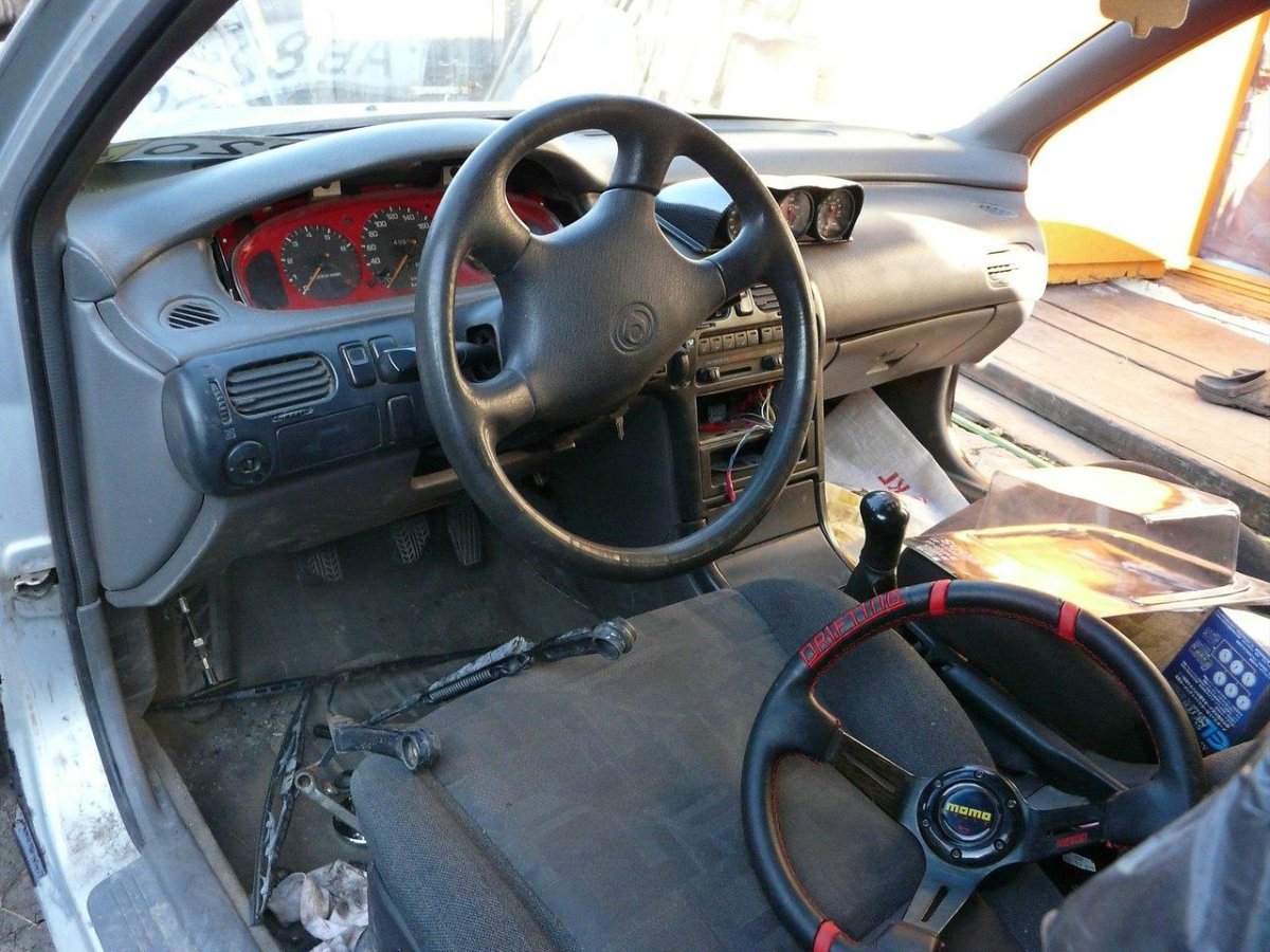 Mazda 626 ge салон