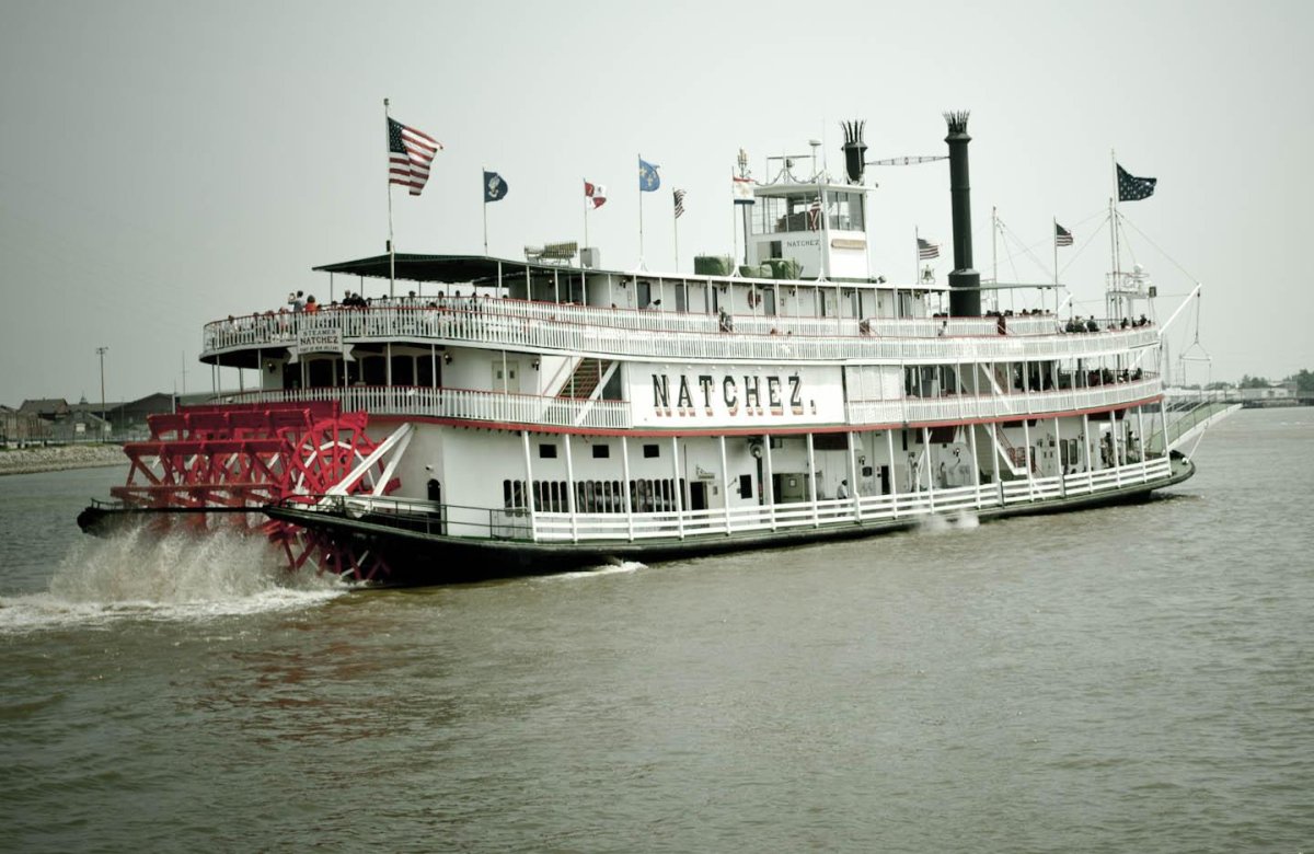 Колесный пароход Квин Ривер