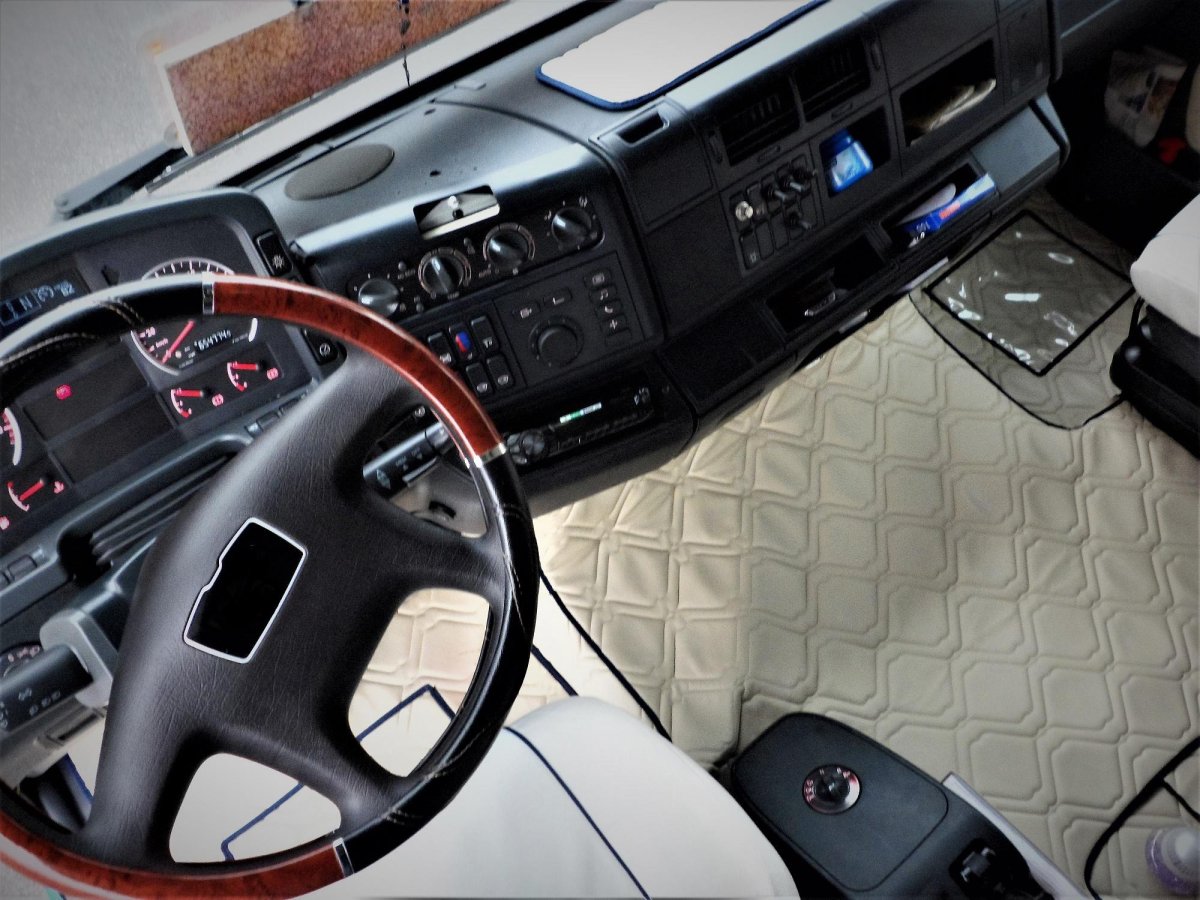 Man TGA 460 салон