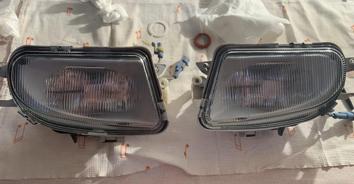 Противотуманные фары Мерседес 210 Рестайлинг