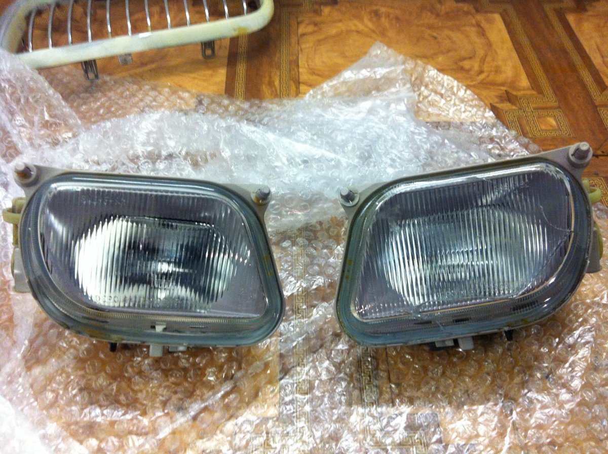 Противотуманные фары Мерседес w202 w