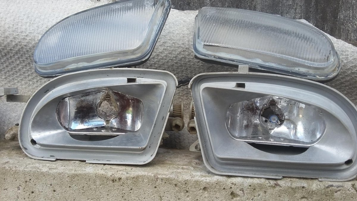 Противотуманки Мерседес w210