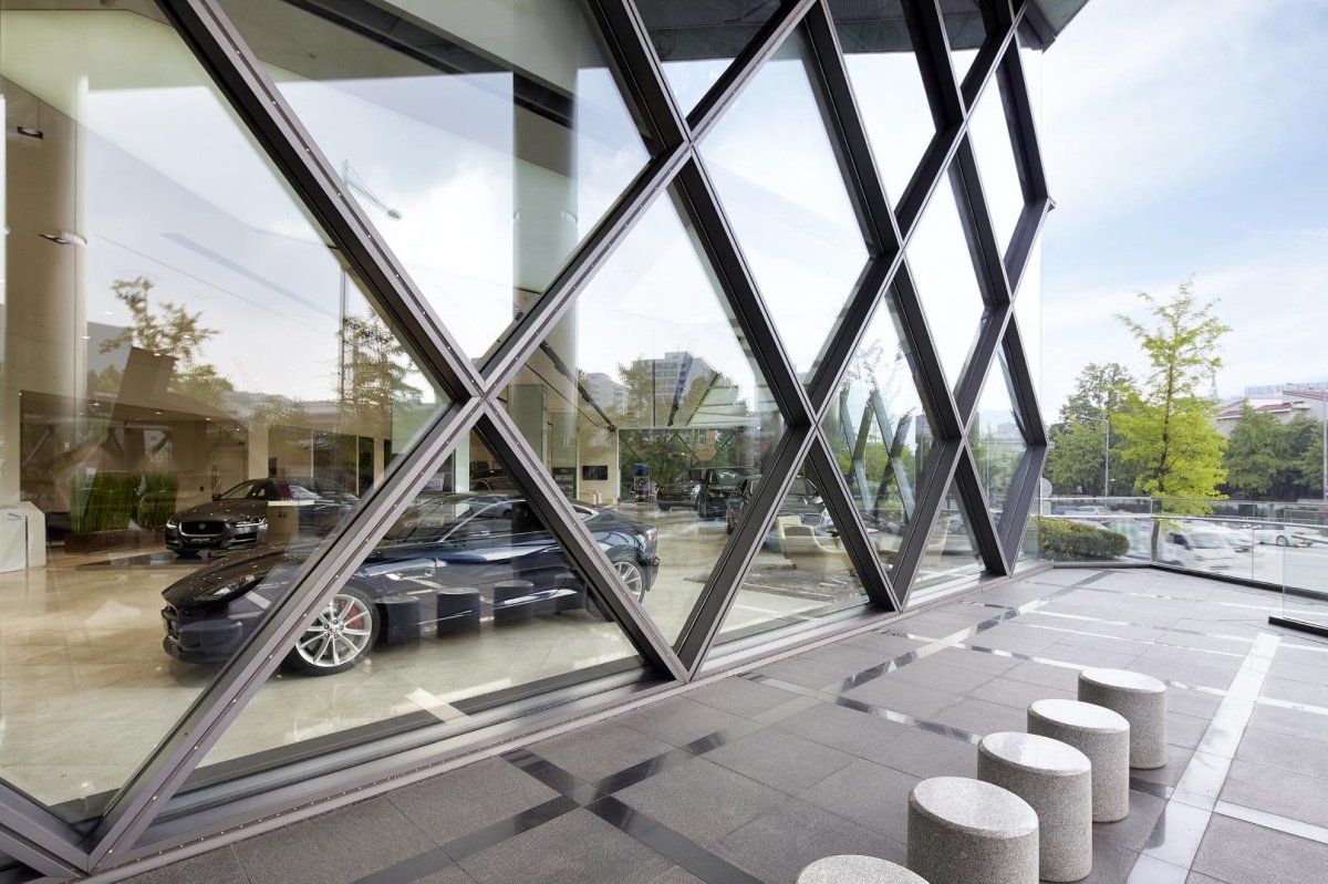 Автосалоны в Сеуле