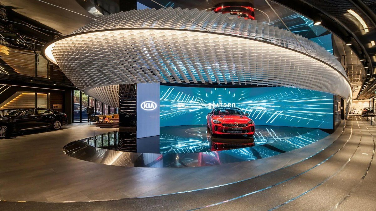 Автосалон дизайн