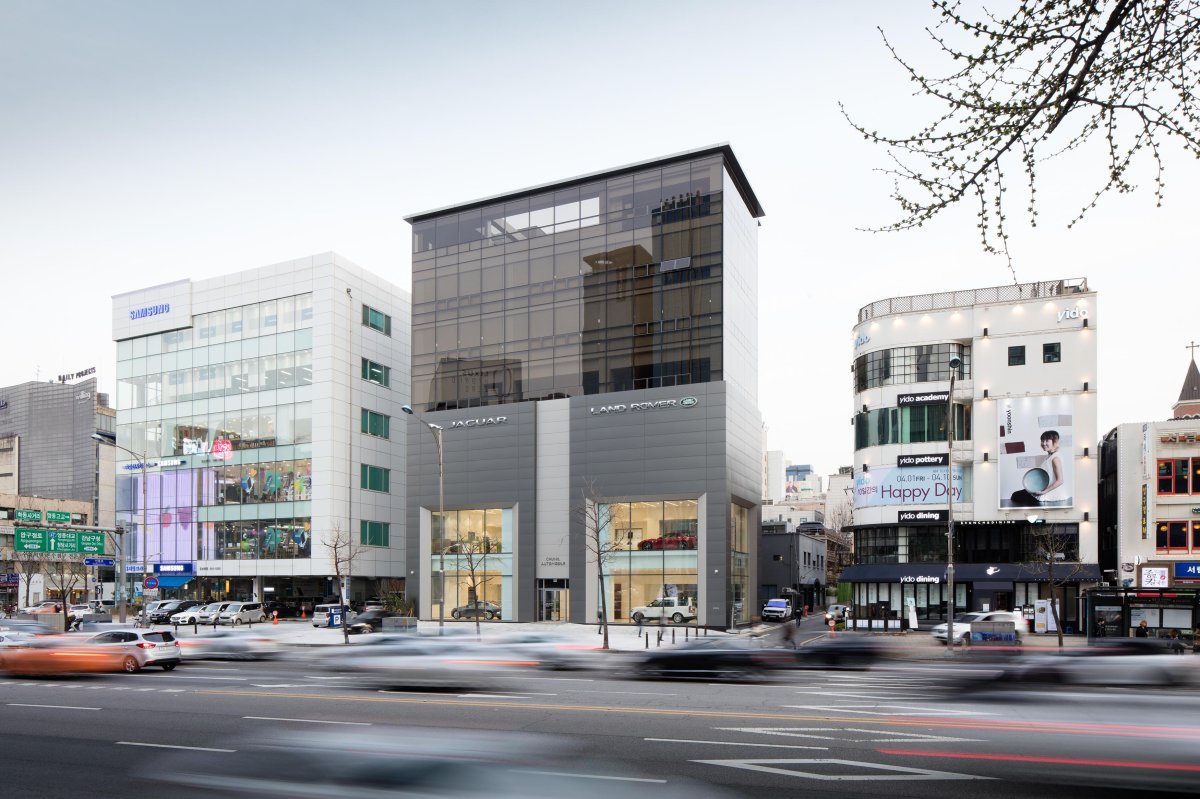 Автосалоны в Сеуле