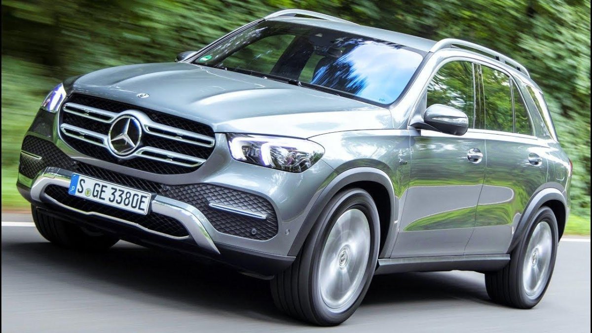 Кроссовер Mercedes 4matic