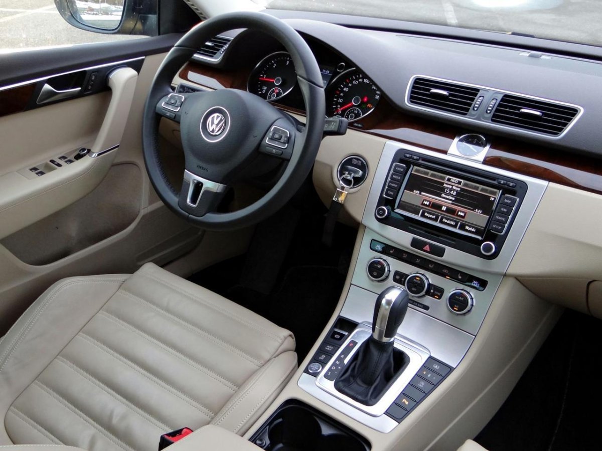 Фольксваген Пассат b7 салон