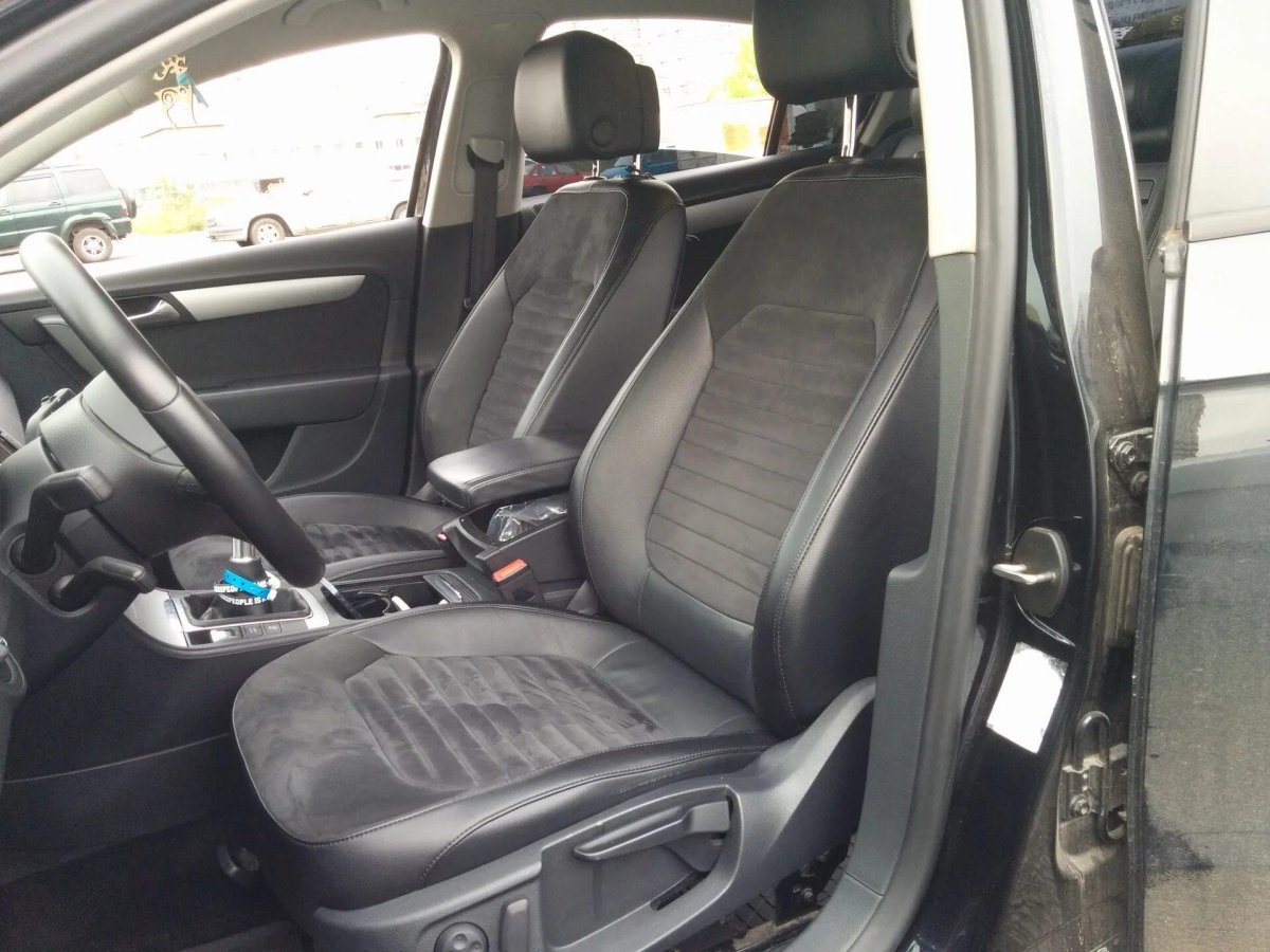 Алькантара Пассат б6