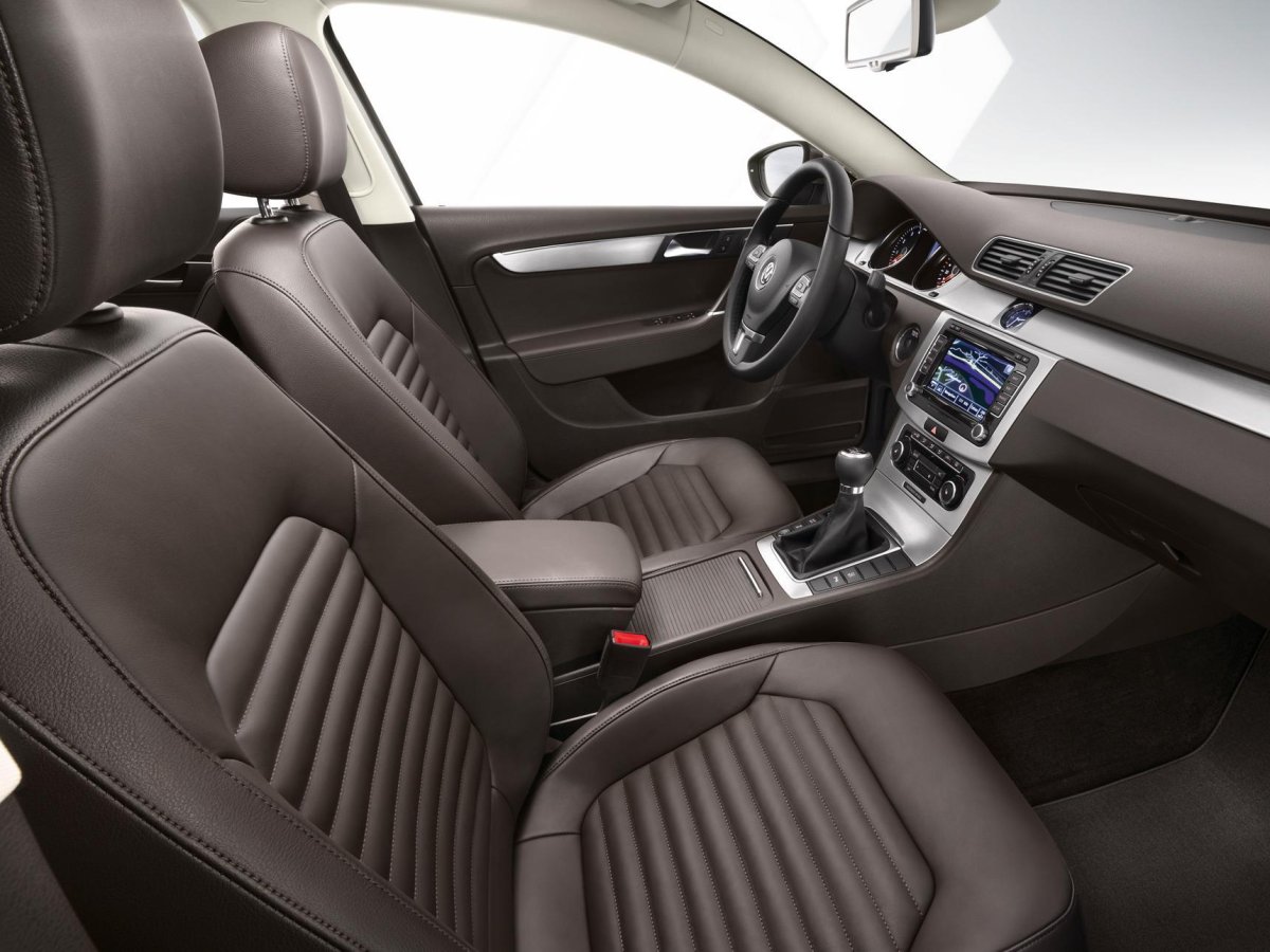 VW Passat b7 Interior
