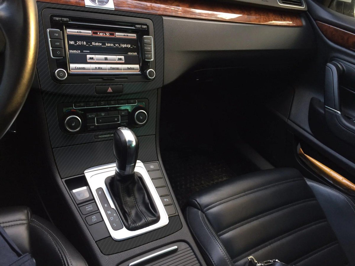 Центральная консоль Пассат б7