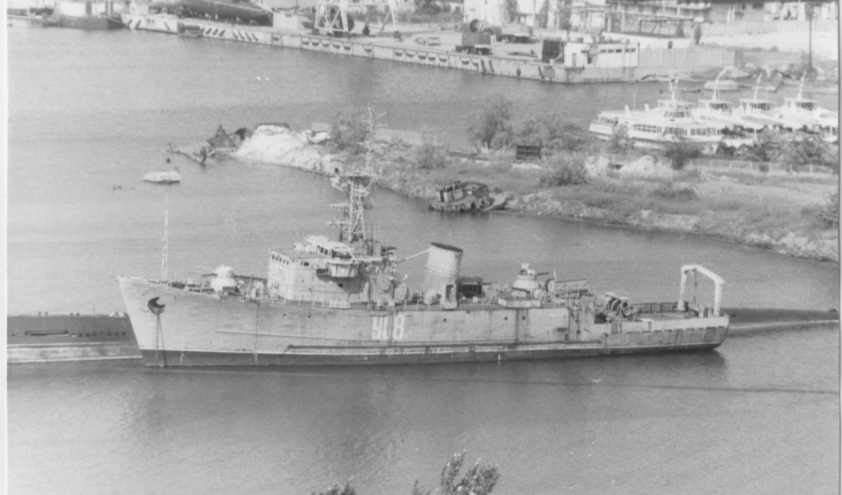 Морской тральщик Александр Казарский