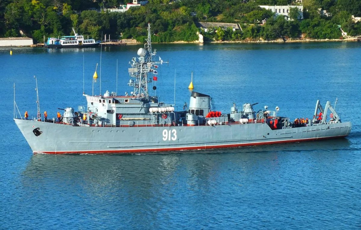 Морской тральщик Александр Казарский