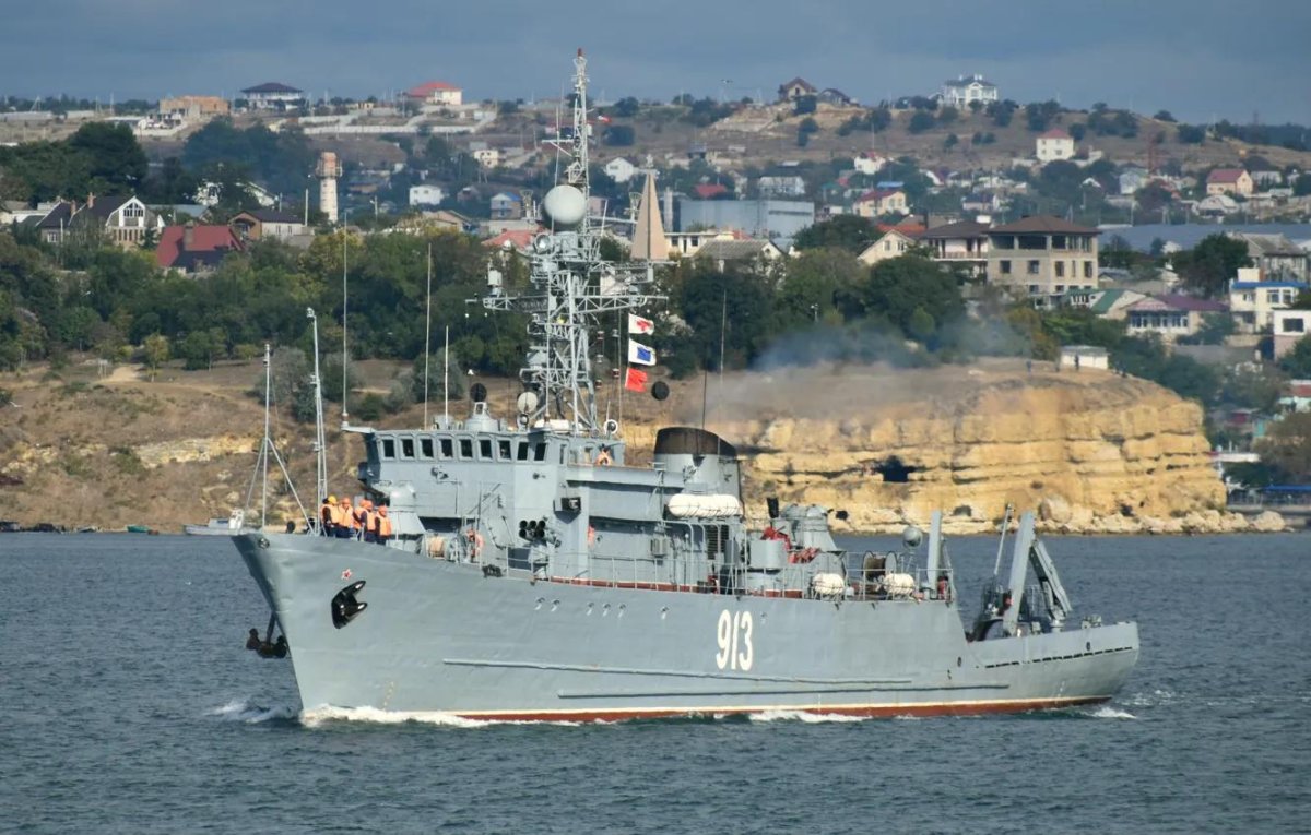 Тральщик Ковровец Севастополь