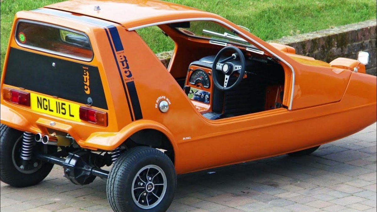 Автомобиль Bond Bug 700e
