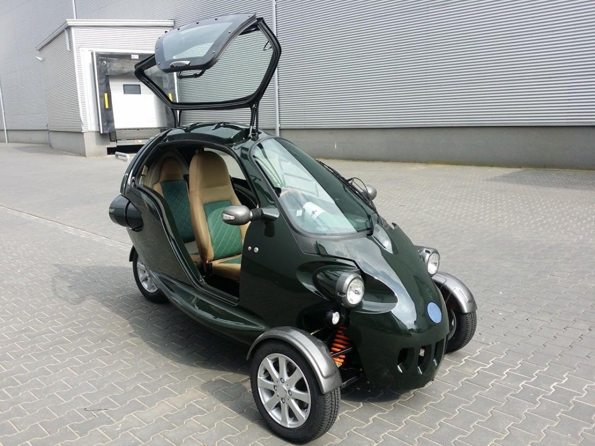 Трёхколёсный автомобиль