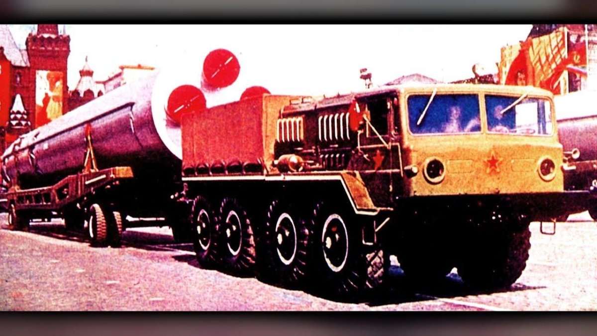 Тягачи МАЗ 535а