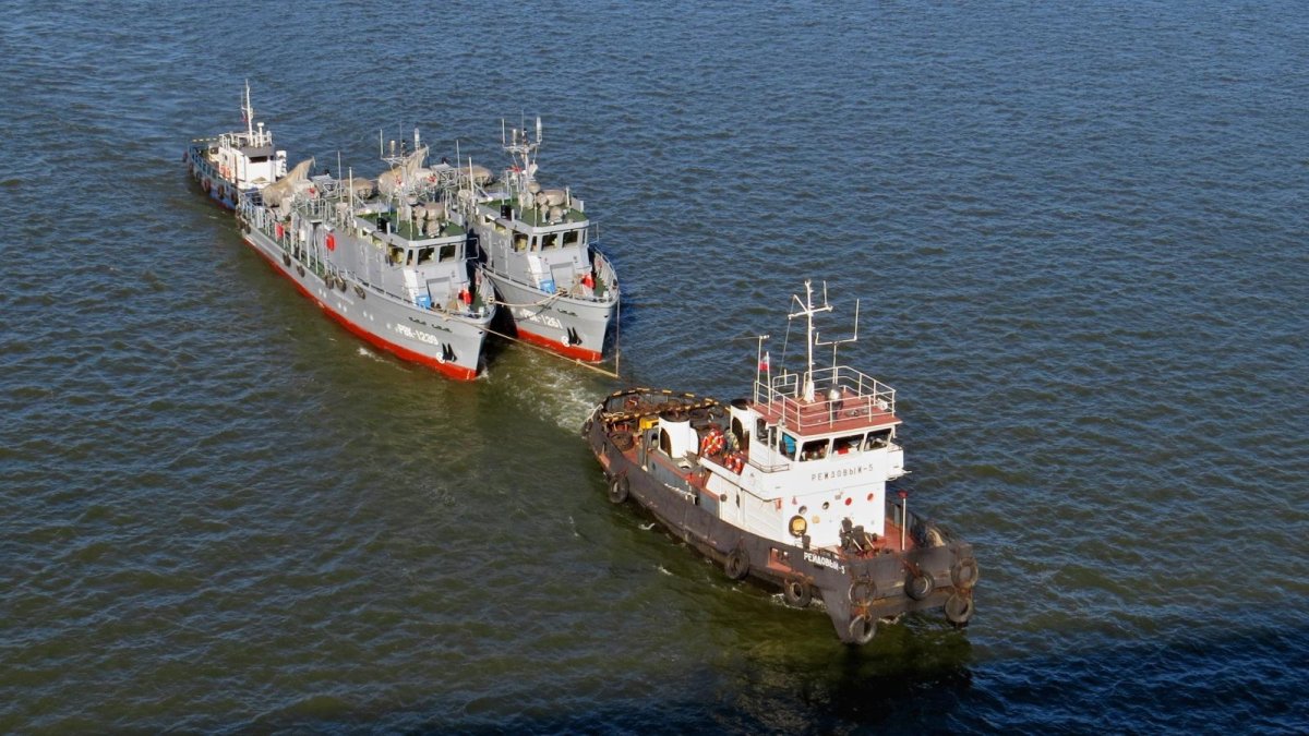 Рейдовый 24 теплоход