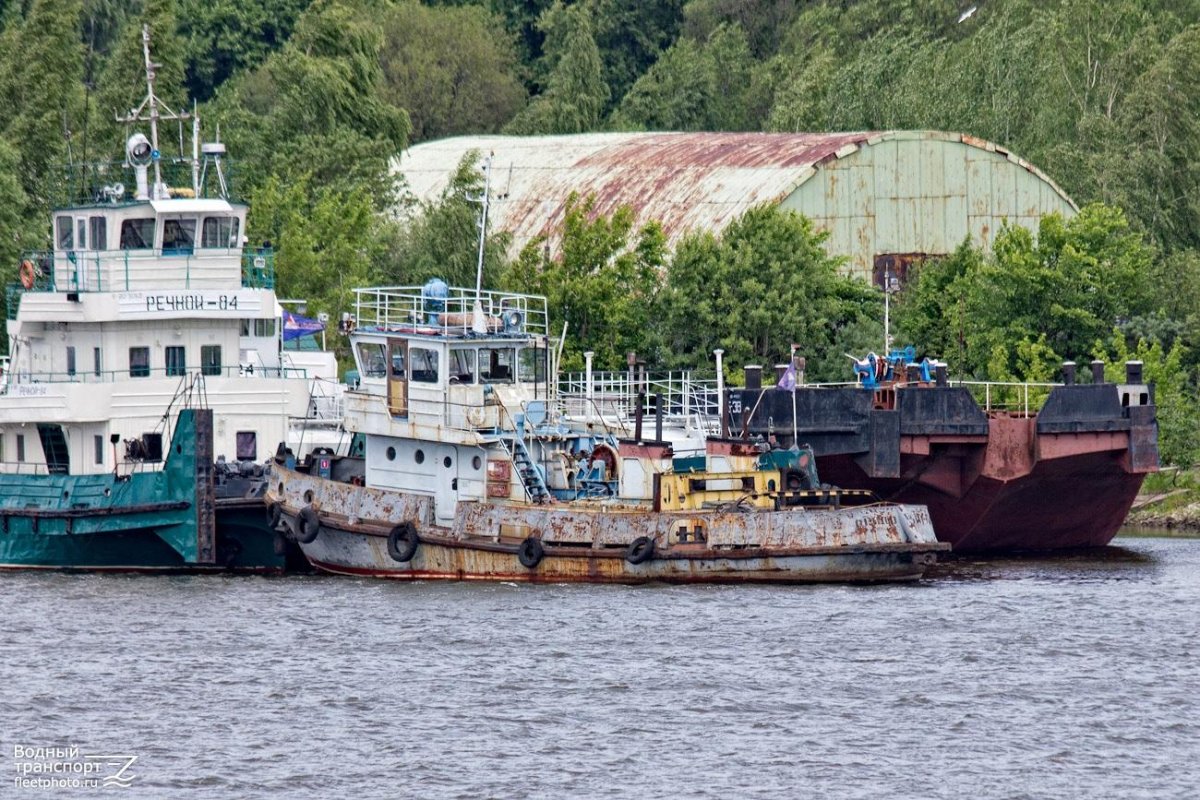 Рейдовый теплоход 35