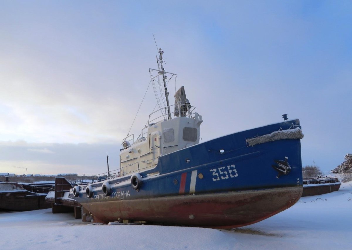 Катер буксир КЖ 1439