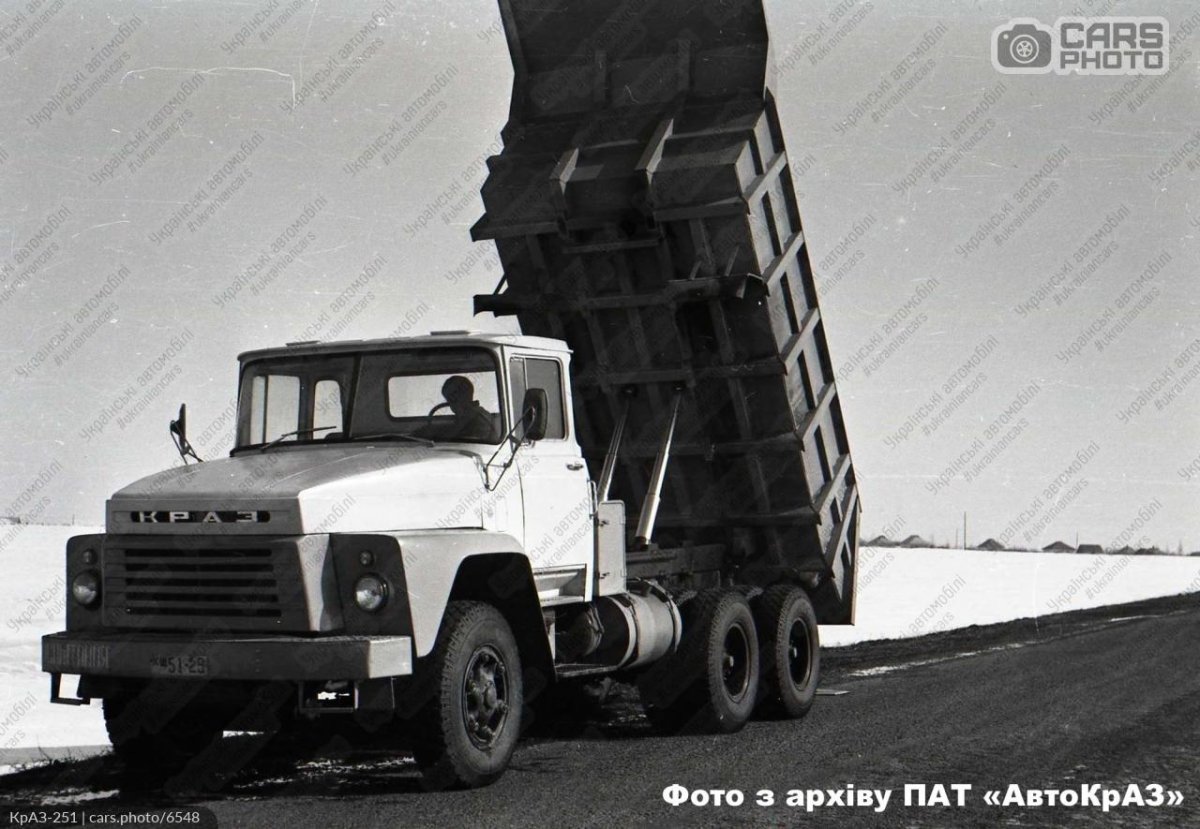 КРАЗ-251б самосвал