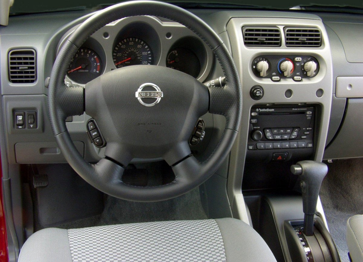 Nissan Frontier 2003