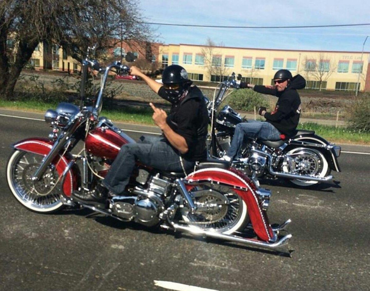 Харлей Дэвидсон лоурайдер