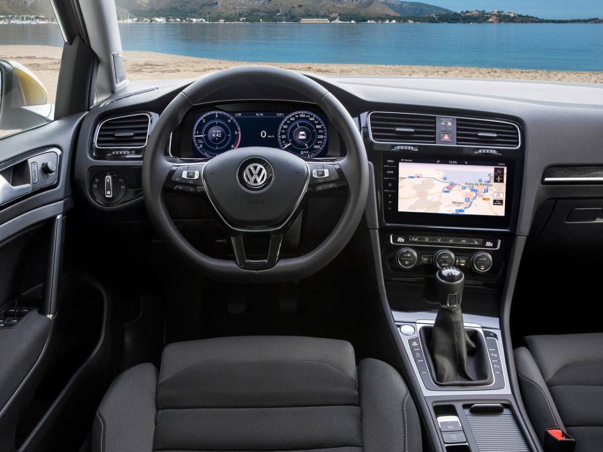 Volkswagen Golf 7 Interior