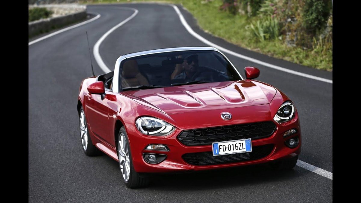 Фиат 124 Спайдер