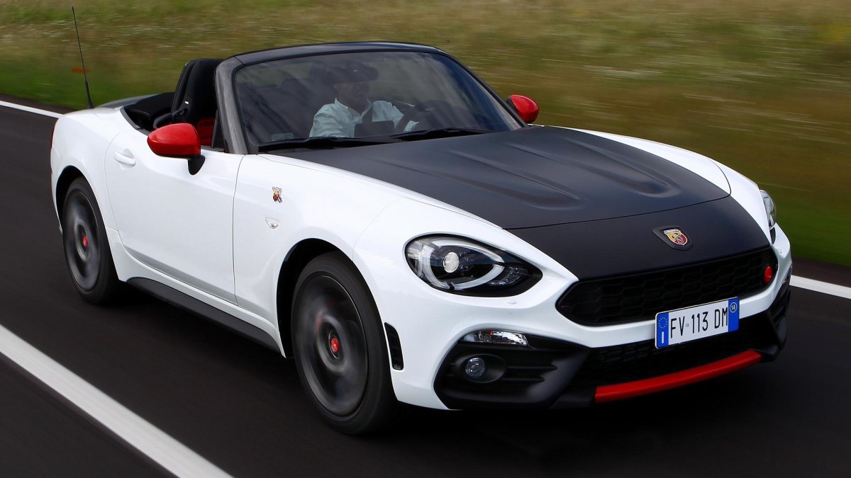 Fiat 124 Spider (2016)