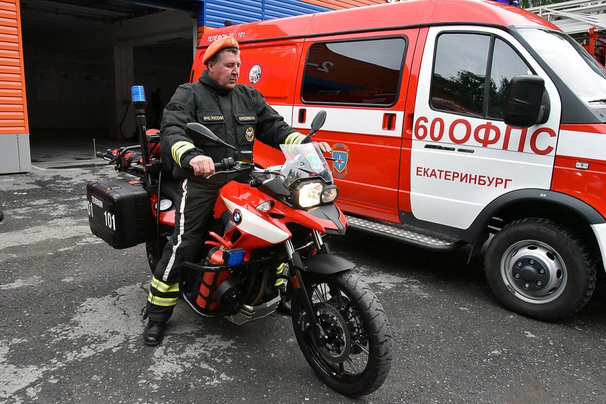 Днепр 157-п пожарный мотоцикл