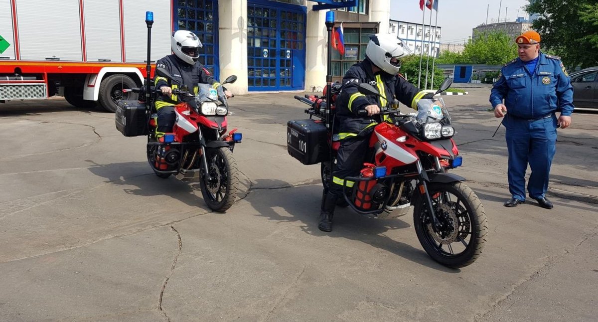 Пожарно-спасательный мотоцикл BMW f800gs