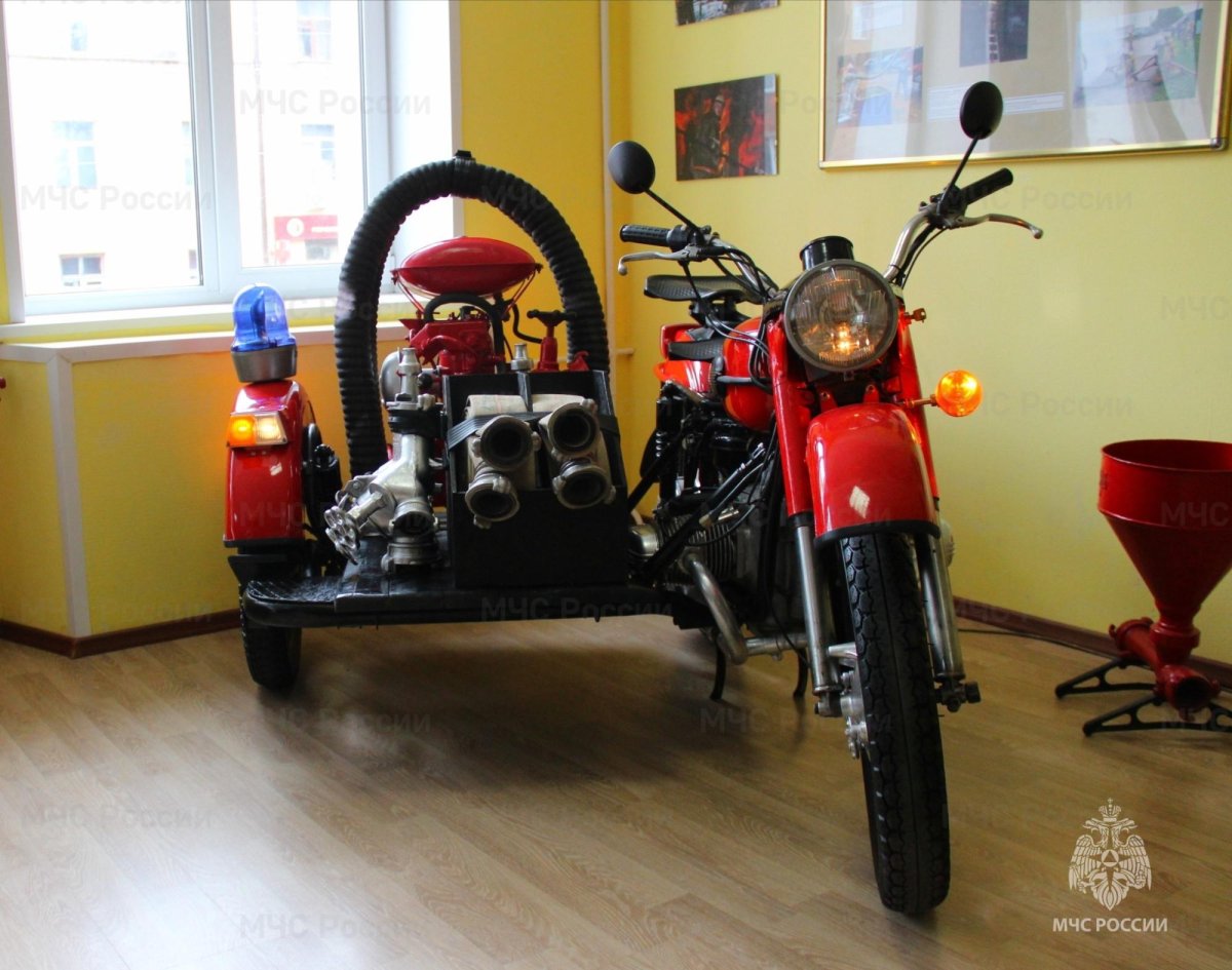 Пожарный мотоцикл выставочный