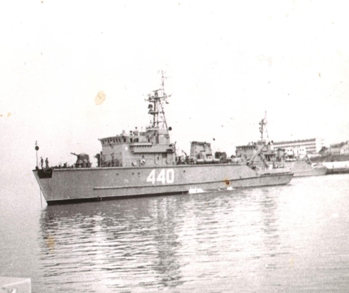 1265 Яхонт базовый тральщик