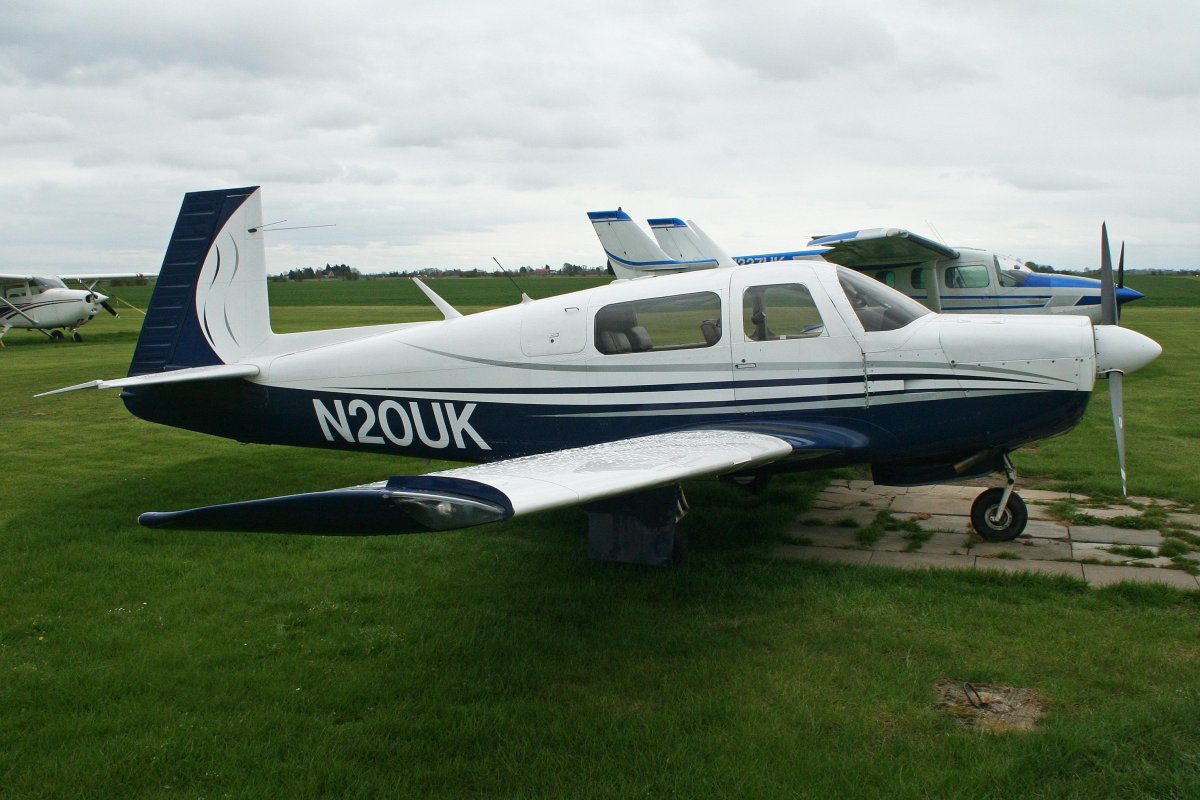Mooney m20